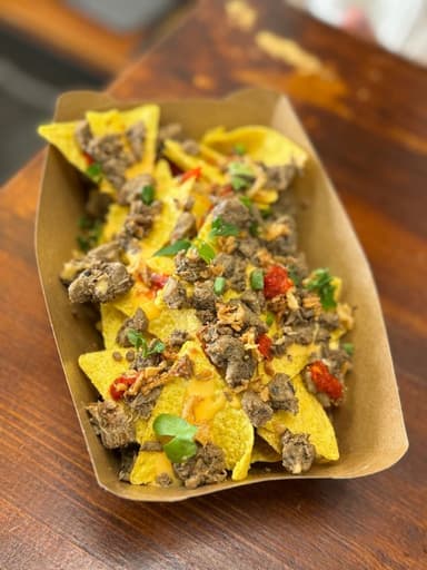 Начос з телятиною